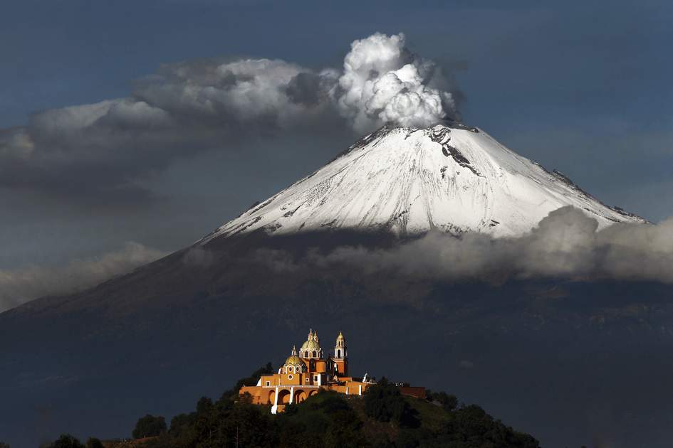 Popocatépetl Stratovolcano in Central Mexico: Trans-Mexican Volcanic Belt and Ring of Fire
