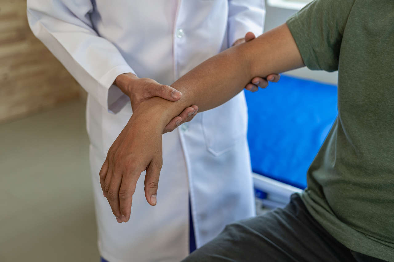 Guillain-Barré Syndrome Outbreak in Neemuch, Madhya Pradesh; Two Deaths Reported