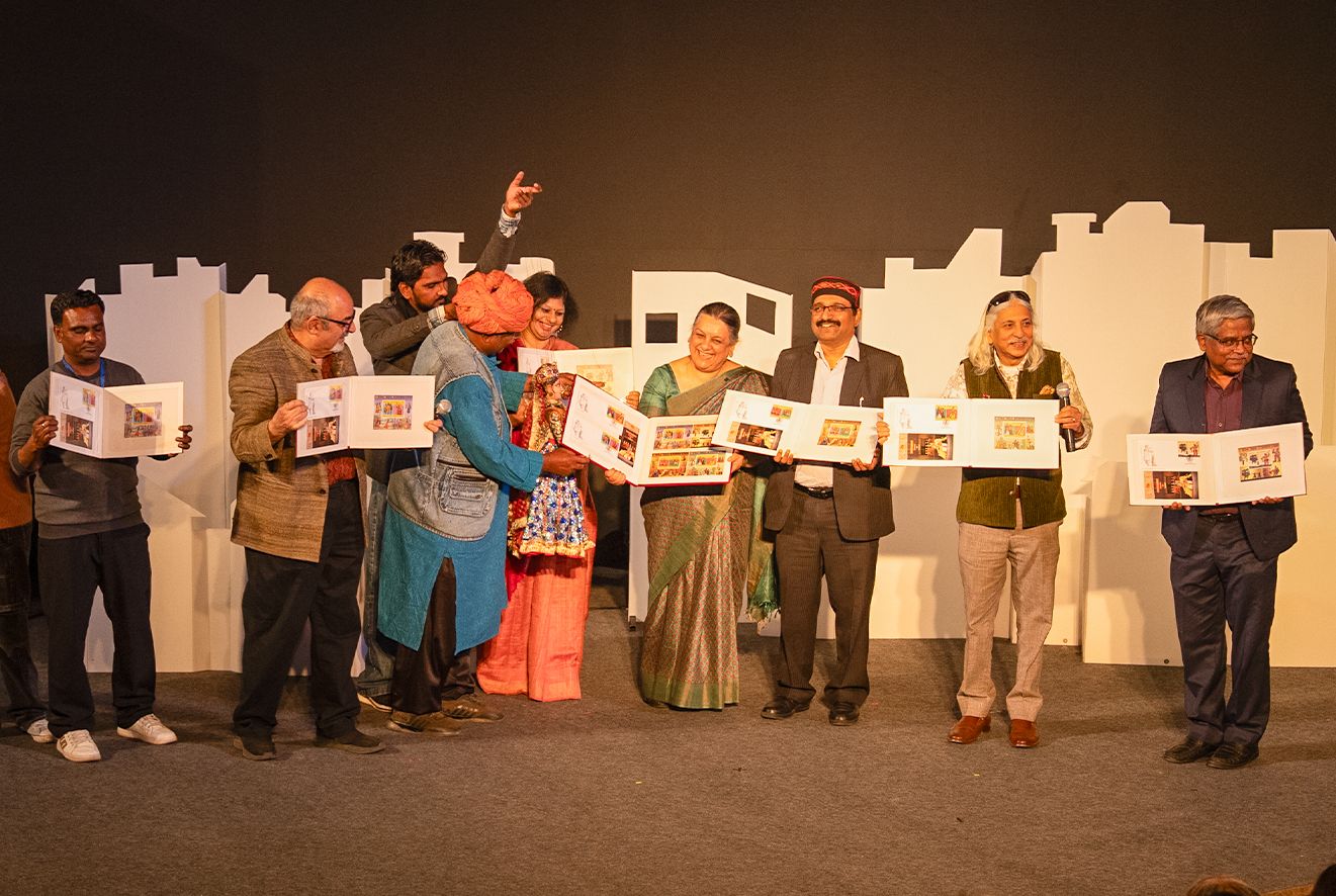 8 Commemorative Stamps on ‘Puppets of India’