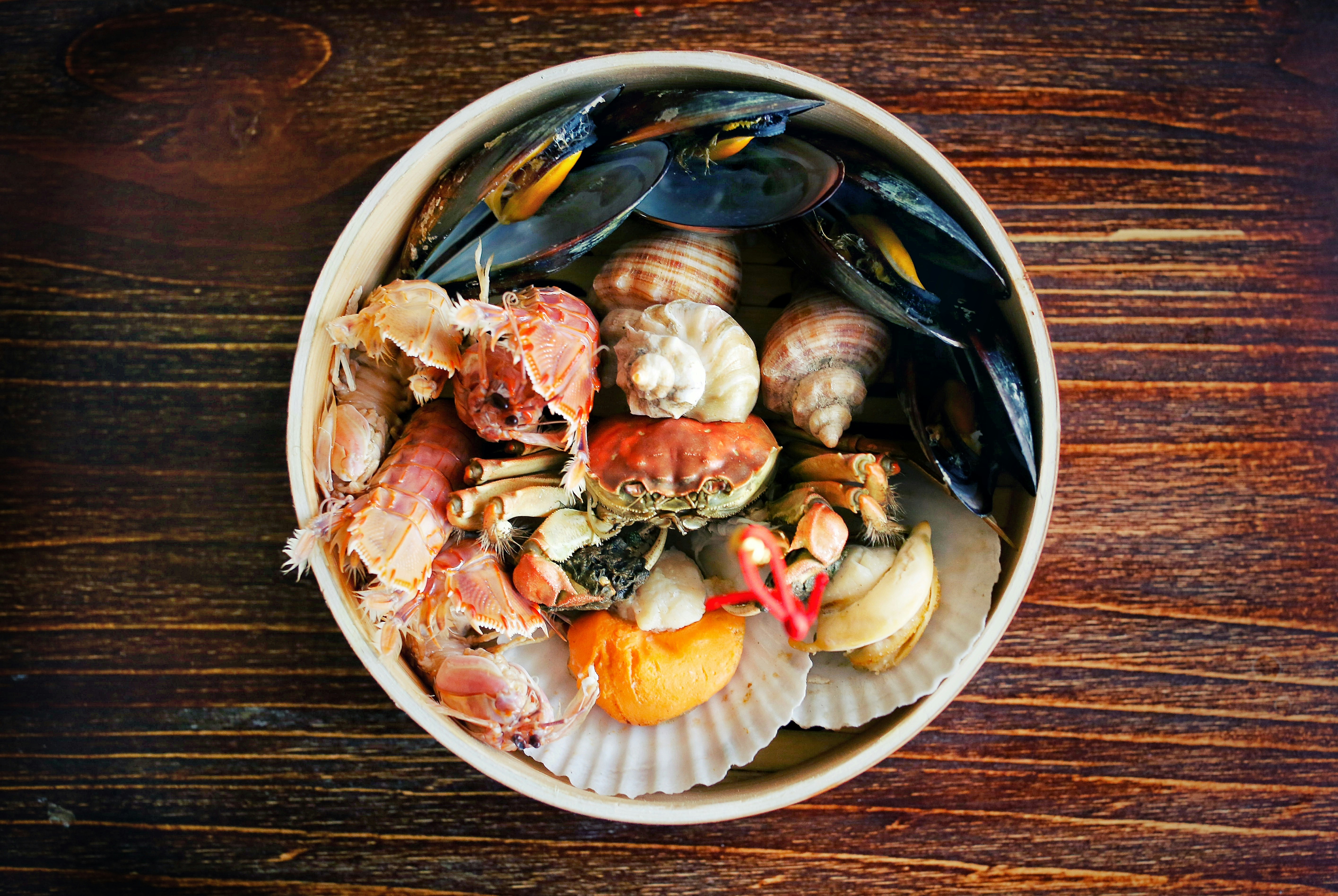 Tetrodotoxin Suspected in Seafood Poisoning Case