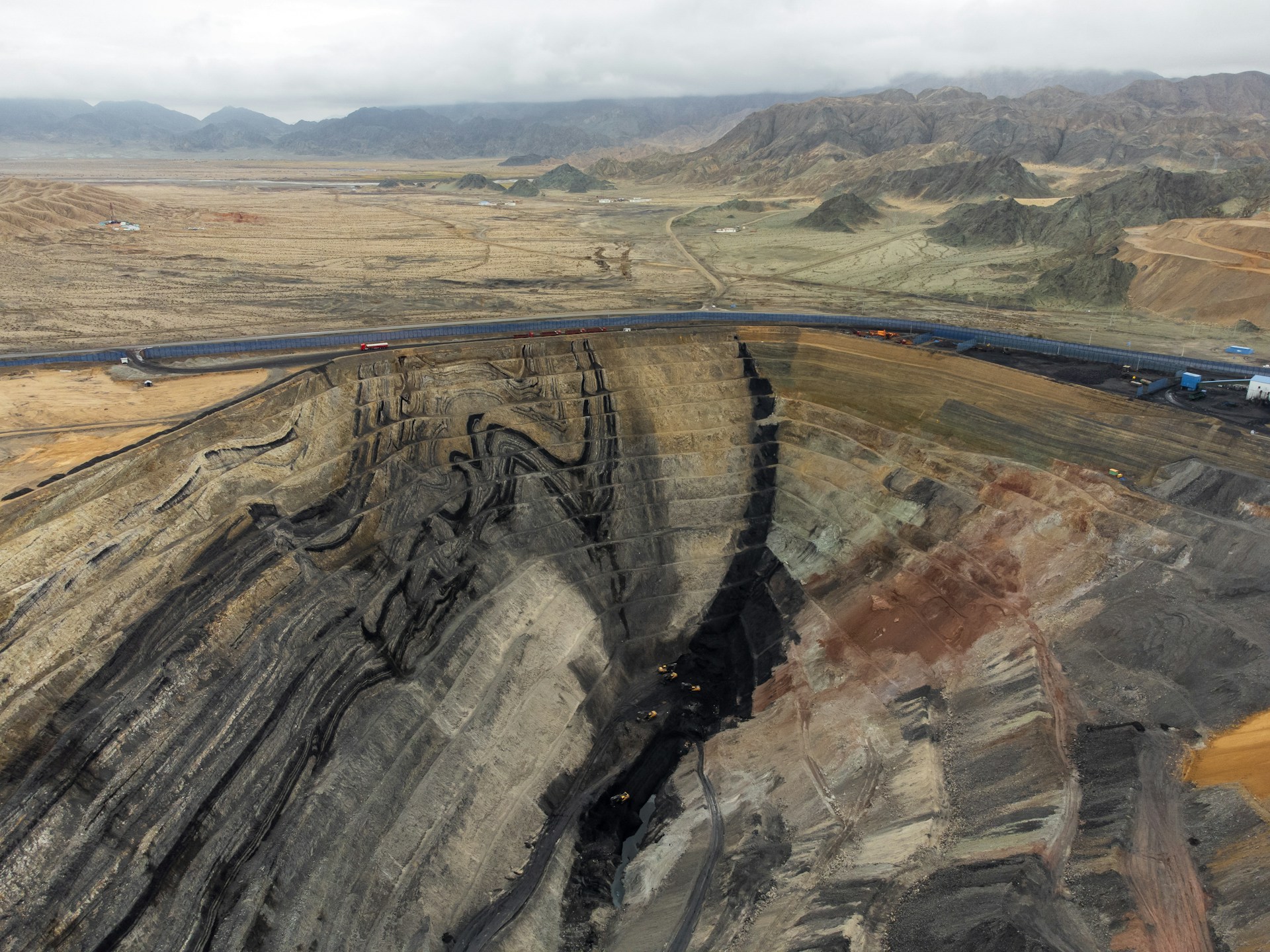 NMDC Becomes First Indian Miner to Produce 50 Million Tonnes Iron Ore in FY