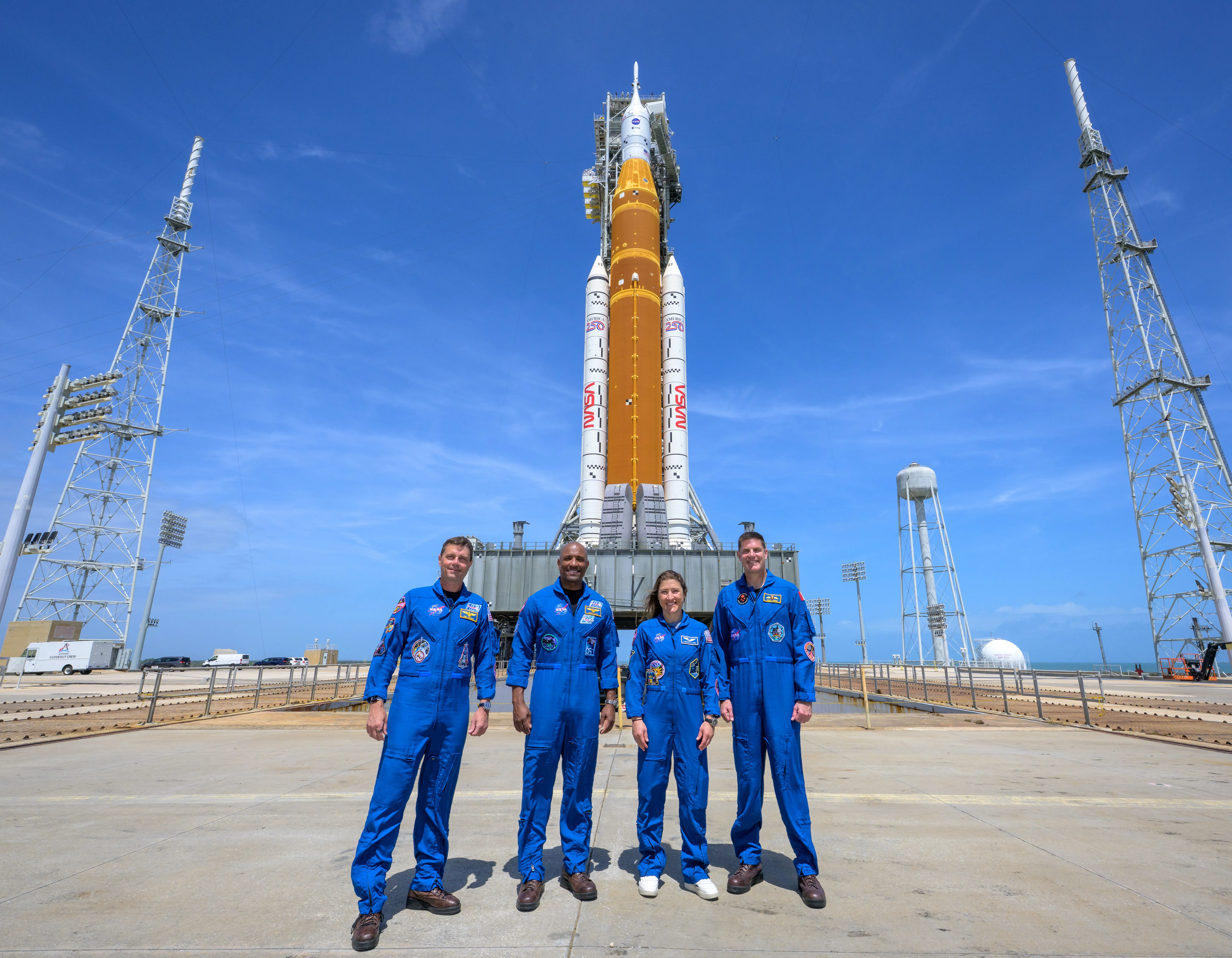 NASA’s Artemis II Crew Arrives at Kennedy Space Center