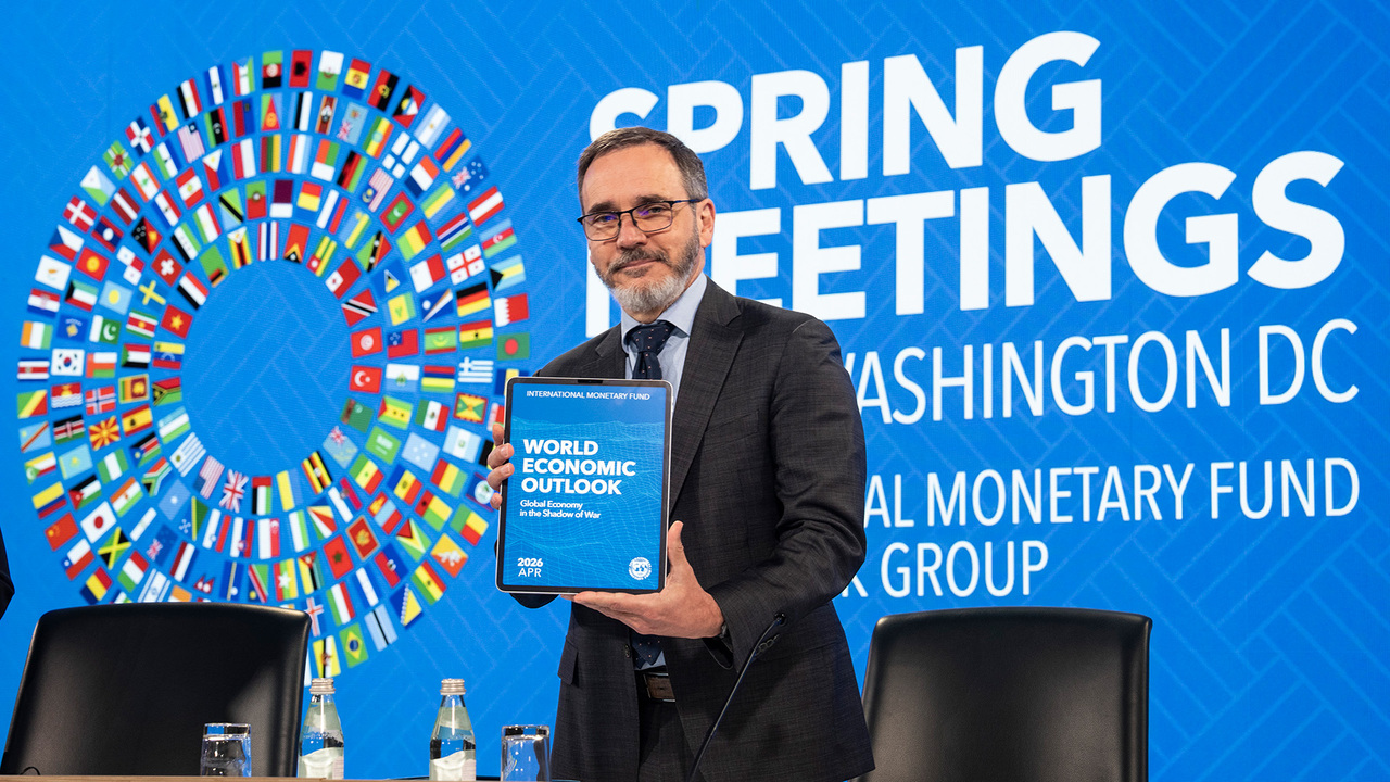 IMF World Economic Outlook 2025