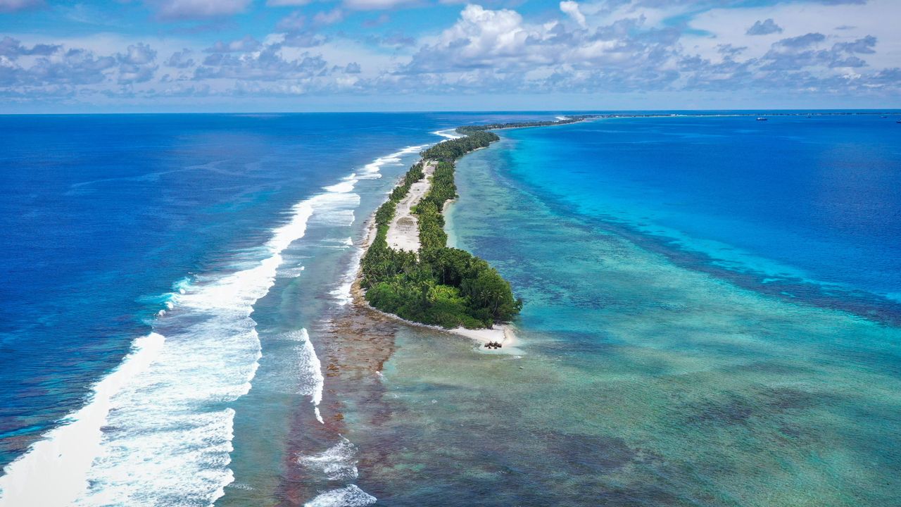 Tuvalu: Low-Lying Polynesian Island Nation in the West-Central Pacific Ocean