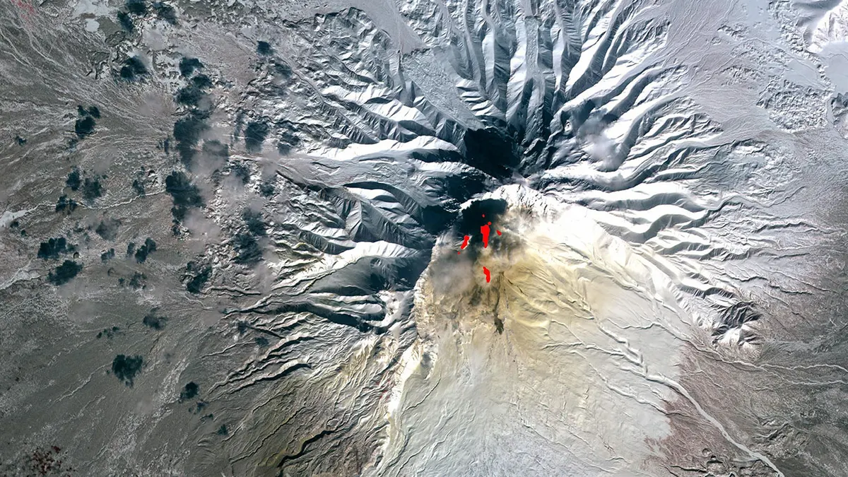 Shiveluch Volcano Erupts in Russia’s Kamchatka