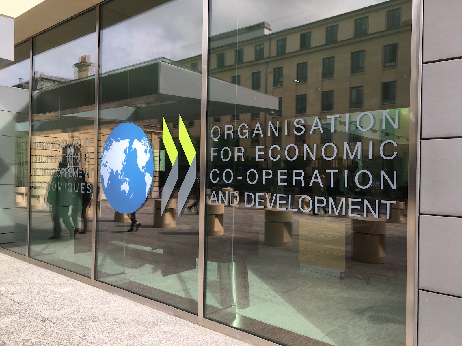 OECD Raises India Growth Forecast to 7.1% for 2026-27