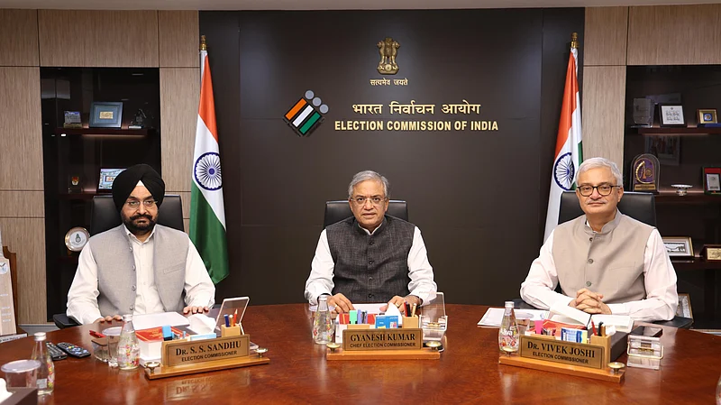 ECI Announces 9 Decisions on Electoral Roll Management and IT Systems
